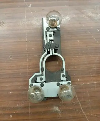 Renault Laguna II Tail light bulb cover holder