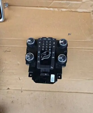 Volvo V40 Climate control unit 31398642