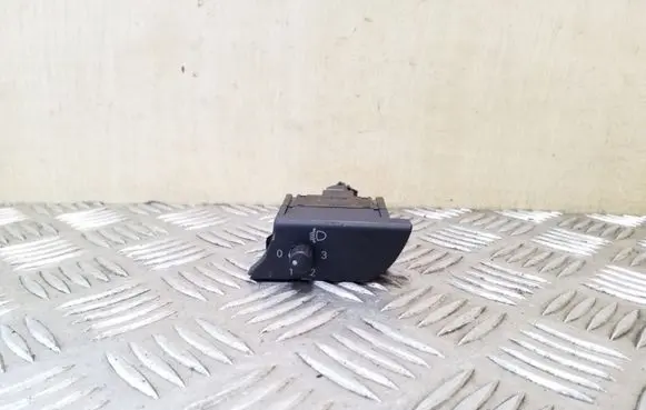 Audi A4 S4 B6 8E 8H Headlight level height control switch 8E1919094