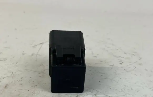 BMW X1 F48 F49 Coolant fan relay 9207913