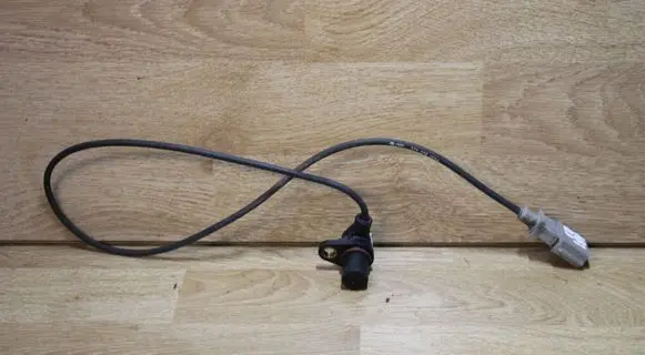 Audi A4 S4 B7 8E 8H Crankshaft position sensor 078906433A