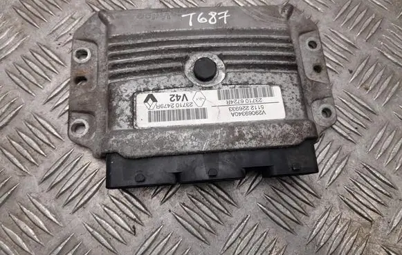 Dacia Dokker Engine control unit/module 237102479R