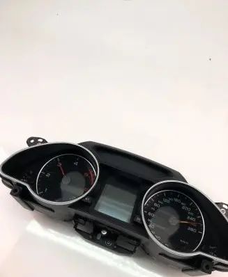 Audi A5 8T 8F Speedometer (instrument cluster) 8T0920900Q