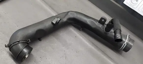 Audi A3 S3 8P Air intake duct part 1K0129654A