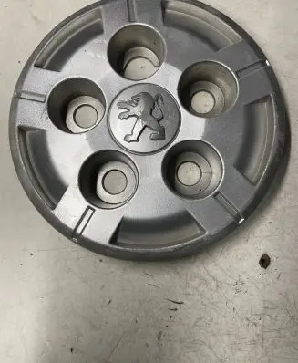 Peugeot Boxer Original wheel cap 123456789012