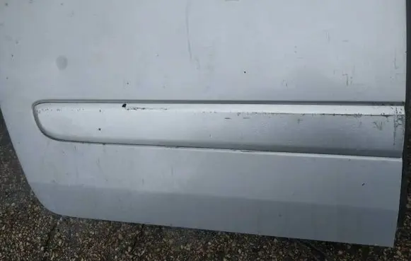 KIA Carnival Rear door trim (molding)