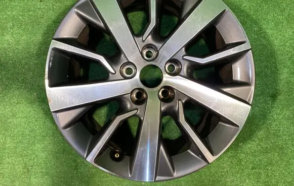 Toyota Proace R17 alloy rim 
