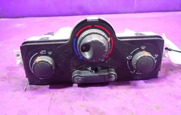 Renault Megane II Climate control unit 