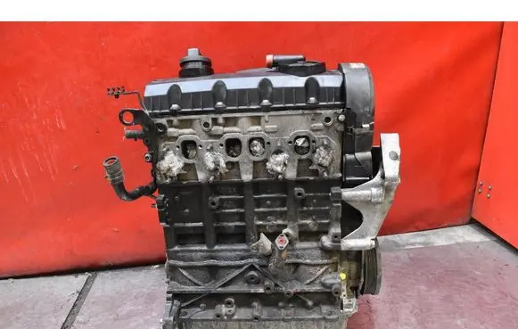 Volkswagen PASSAT B6 Engine BXE