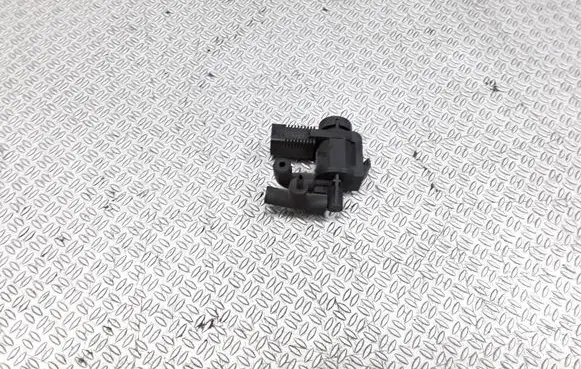 Volkswagen Phaeton Turbo solenoid valve 1J0906283B