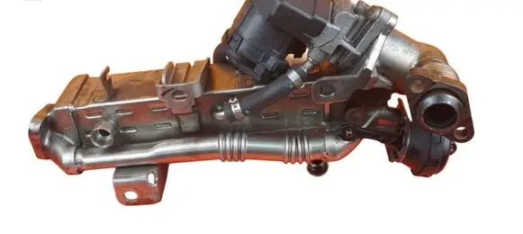 BMW 1 F20 F21 EGR valve cooler 7823210 N47D16A