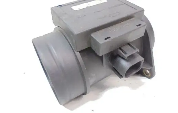 Audi A4 S4 B5 8D Mass air flow meter 71822101
