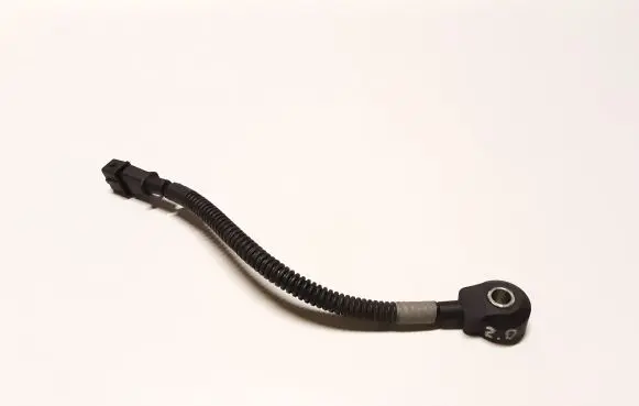 Hyundai Tucson JM Detonation knock sensor KKS00A KKS00