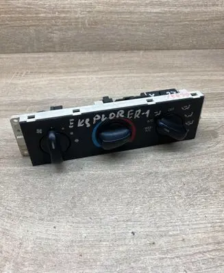 Ford Explorer Climate control unit F57H19C733AB