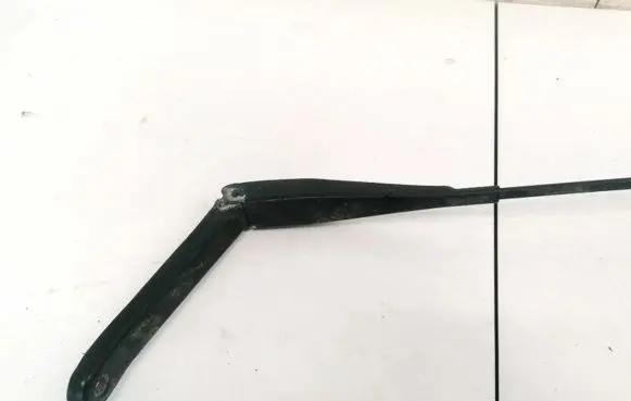 Ford Focus Front wiper blade arm 4M5117526CB