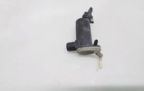 Ford Fusion Windscreen/windshield washer pump