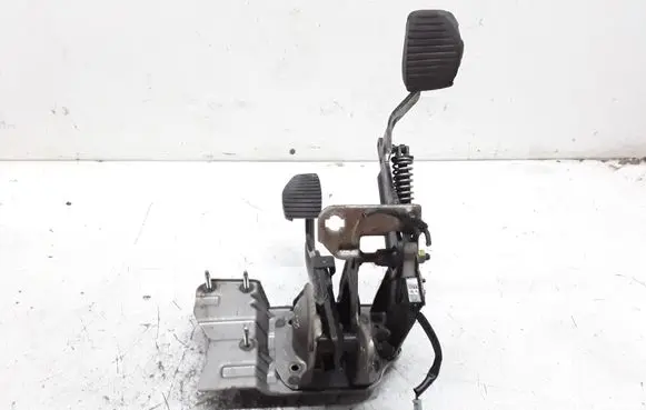 Peugeot 207 Pedal assembly 