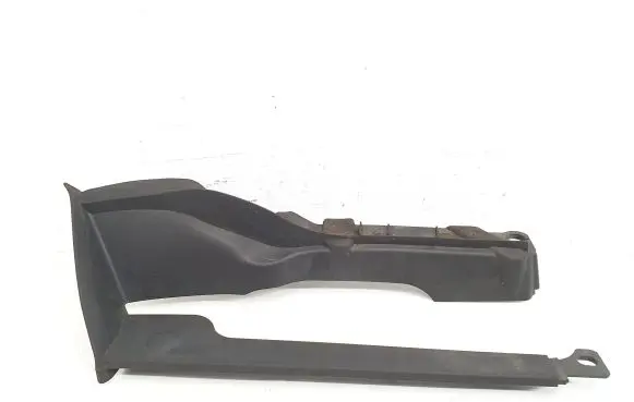 Audi TT TTS RS Mk3 8S Fender end trim 8S0821170A