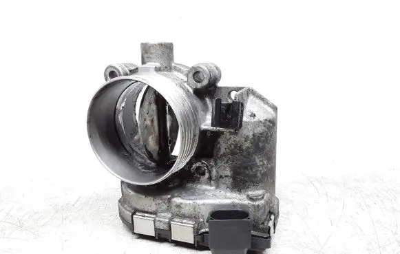 Volvo V70 Throttle valve 8692720 0281002701