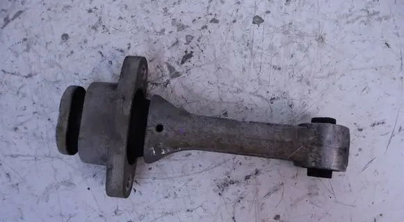 Hyundai ix35 Engine mount bracket 219592S000
