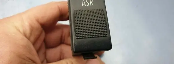 Traction control (ASR) switch