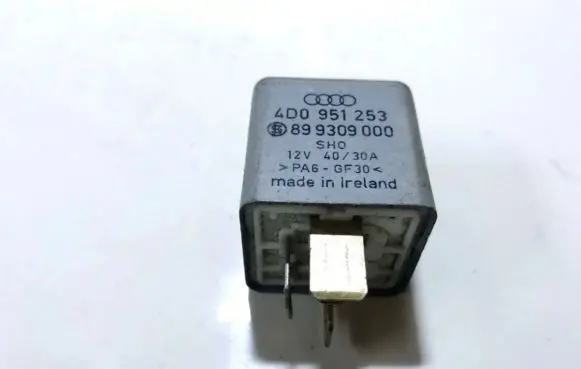 Audi A8 S8 D2 4D Other relay 4d0951253 899309000