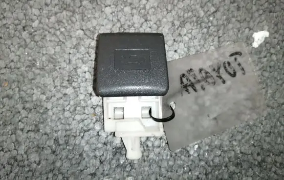 Toyota Yaris Engine bonnet (hood) release handle 5383105020
