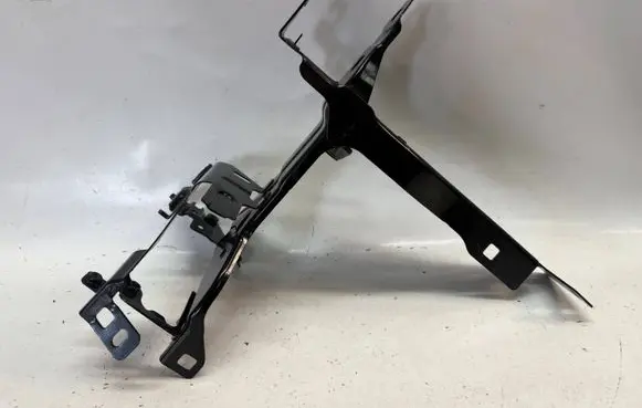 BMW M3 G80 Headlight/headlamp mounting bracket 8071631 51648071631