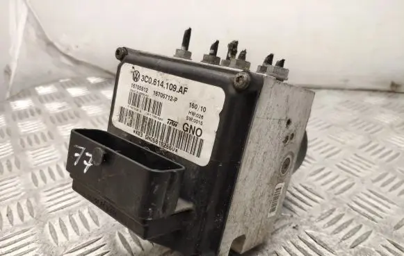 Volkswagen PASSAT B6 ABS Pump 3C0614109AF