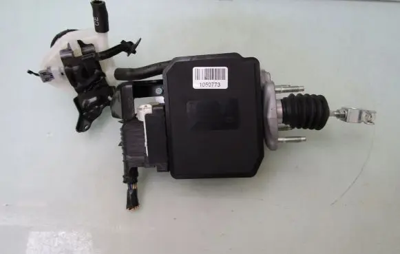 Honda Civic XI Master brake cylinder 3H14A0705