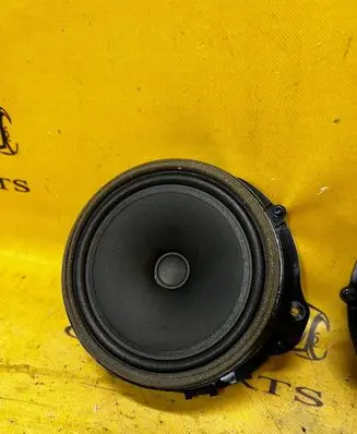 Land Rover Evoque II Front door speaker GX7318808DC