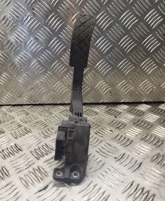 Audi A6 S6 C6 4F Accelerator throttle pedal 4F1723523A