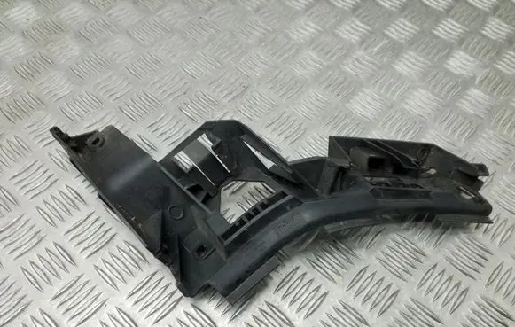 Volkswagen Golf Plus Bumper support mounting bracket corner 5M0807375
