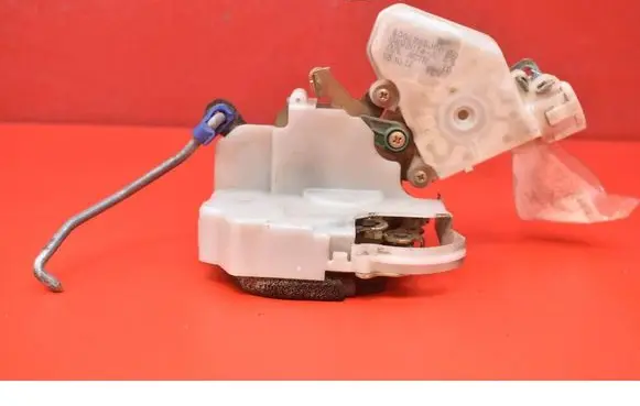 Suzuki Grand Vitara I Tailgate/trunk/boot lock/catch/latch 8055265J00