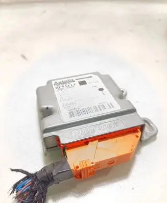 Renault Scenic I Airbag control unit/module 8200117652 600639500 C056H541837