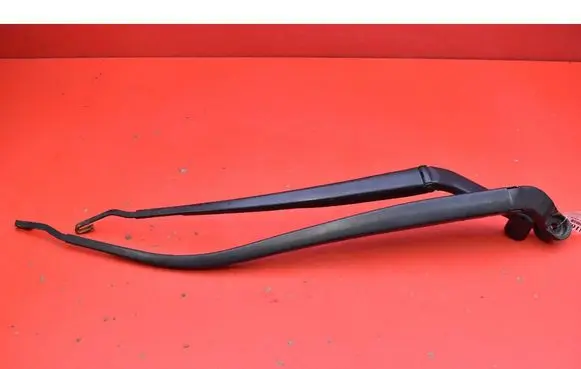 Mazda CX-5 Front wiper blade arm 
