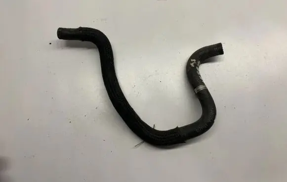 Mercedes-Benz C W204 Engine coolant pipe/hose