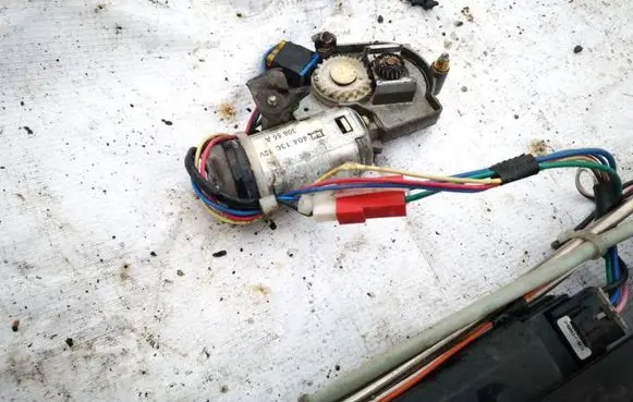 Sunroof motor/actuator