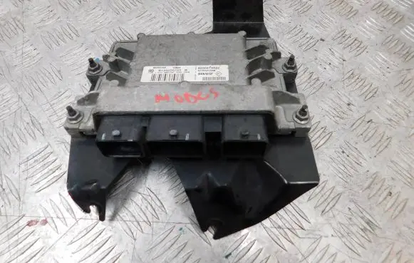 Renault Modus Engine control unit/module 8200414422 8200401568 S120200102B