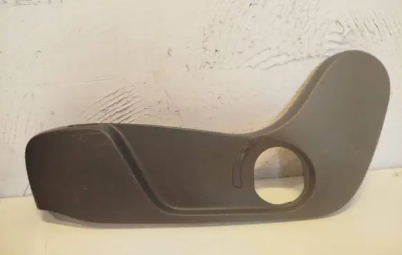 Renault Twingo III Front door seat control surround trim A4539191700 R8201523871 A4539191900