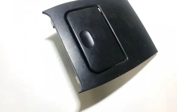 Peugeot 406 Car ashtray 9618086877 9618086677