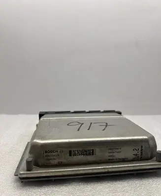 Volvo V70 Engine control unit/module 08677708A 0281010319