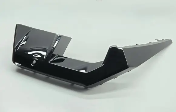 BMW M5 G90 Rear bumper corner part panel trim 7885577 51127885577 21754011