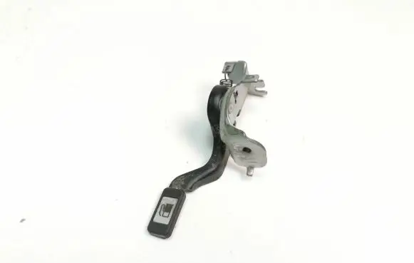 Toyota RAV 4 (XA40) Fuel tank opening switch 