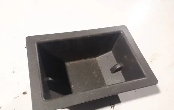 Ford Focus C-MAX Glove box