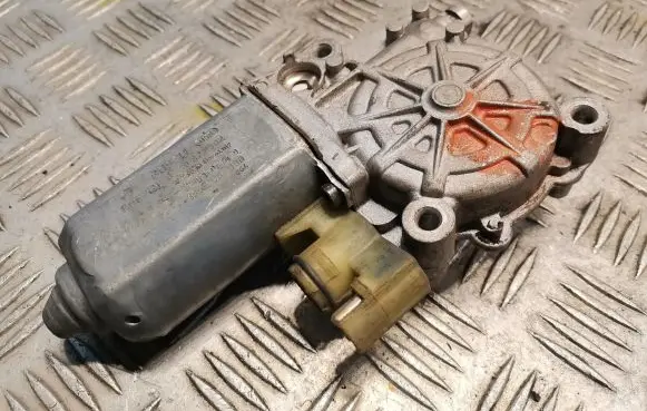 Mercedes-Benz S W140 Rear door window regulator motor 0130821502