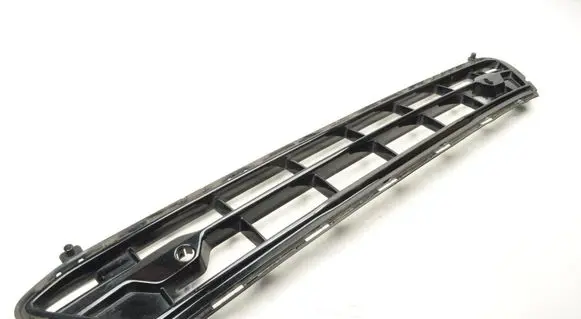 Volvo XC60 Front bumper lower grill 32296071