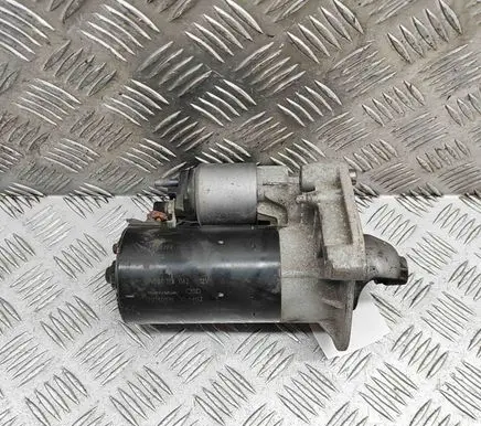 BMW 1 F20 F21 Starter motor 0001138062 7638192