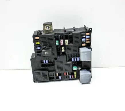Volvo V60 Fuse box set 32212298