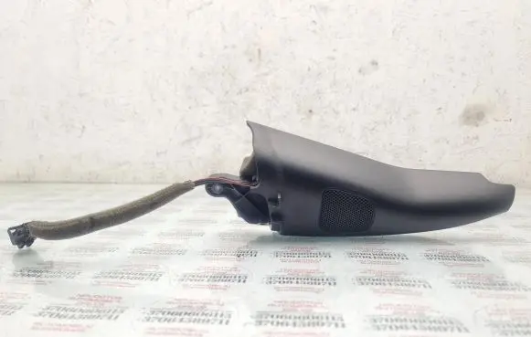 Volkswagen Golf Plus Front door high frequency speaker 5M0837993
